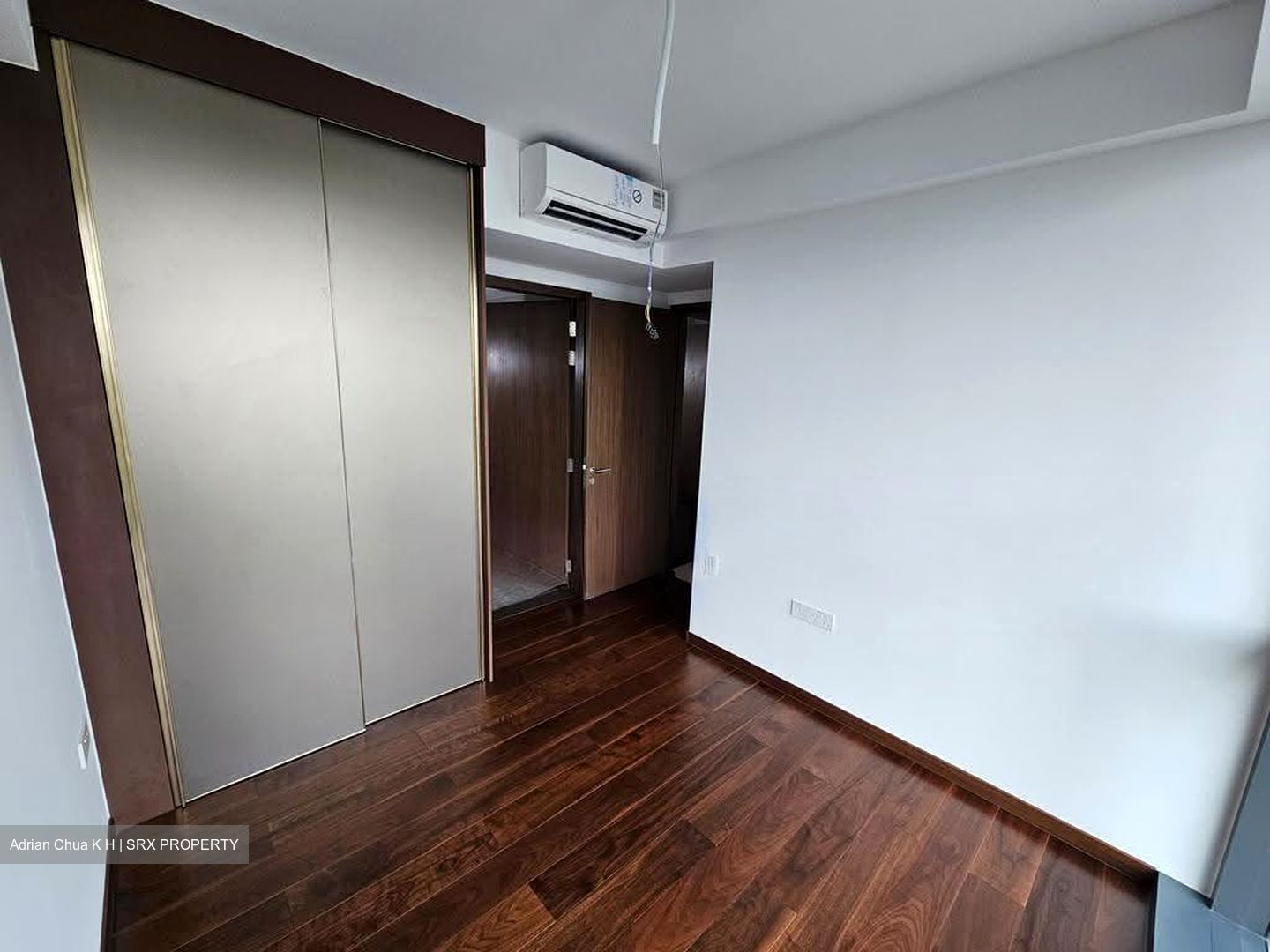 Slim Barracks Rise (D5), Condominium #637754971